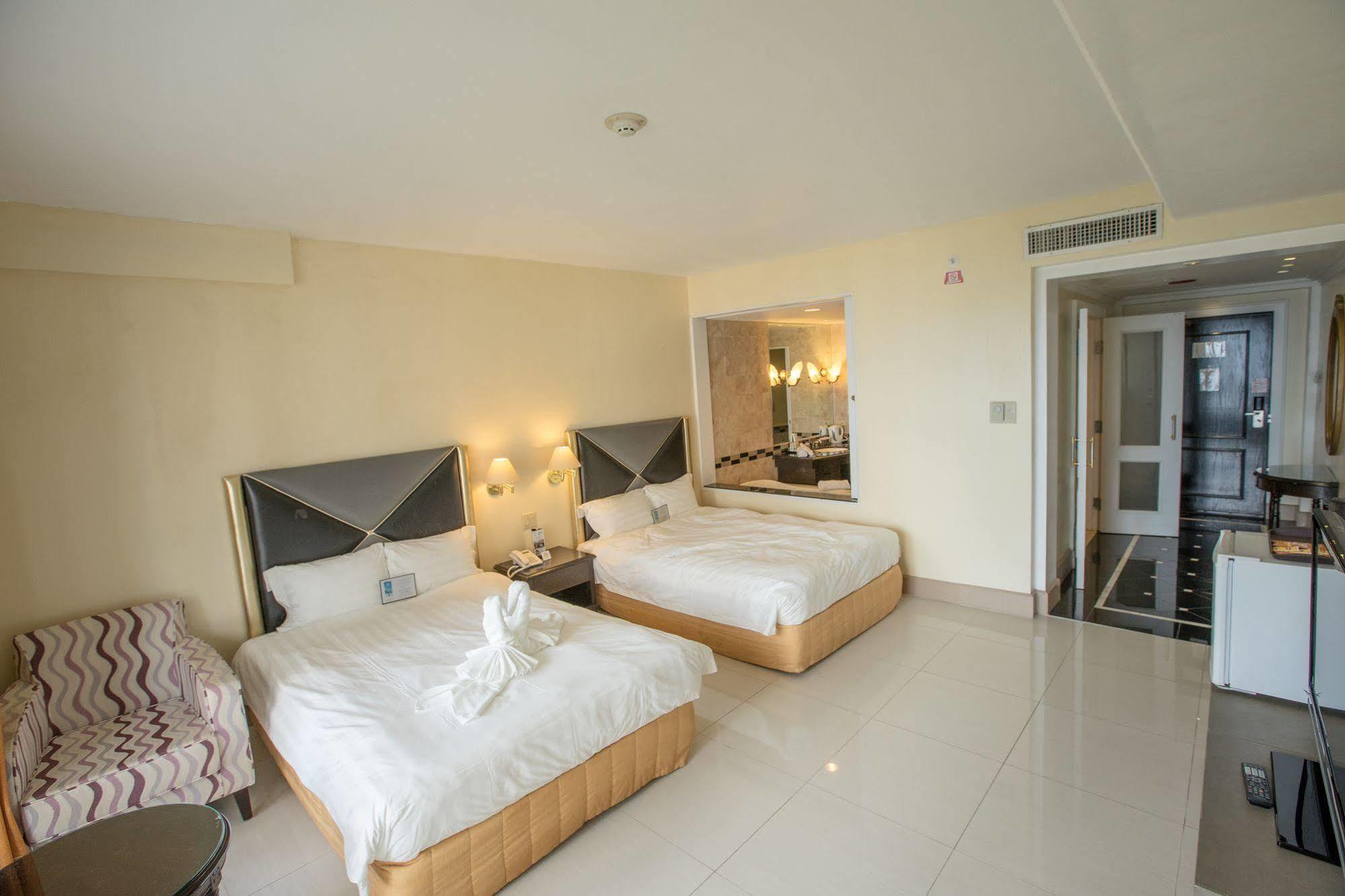 Royal Orchid Hotel Guam Tamuning Dış mekan fotoğraf